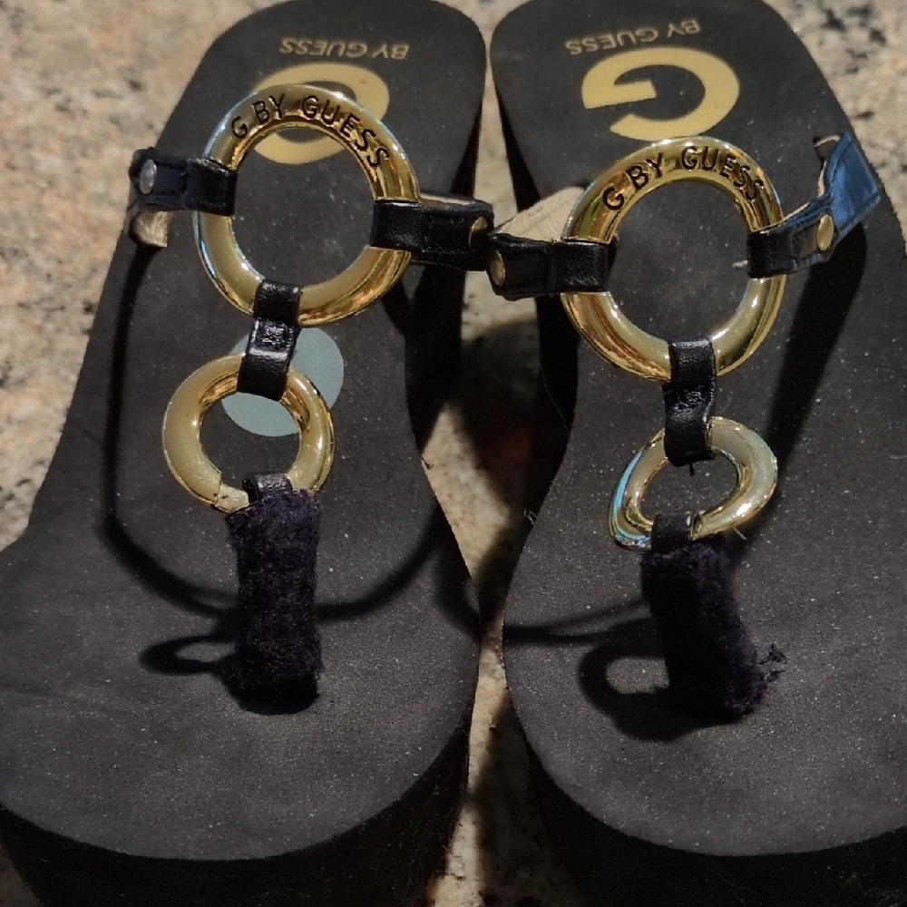 G by Guess Black Platform Thong Sandals with Gold Rings